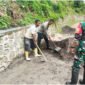 Kerja Bakti TNI-Polri Bersama Warga_ Infrastruktur Desa Makin Maju