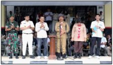 Asep sopari Al ayubi (Wakil bupati Tasikmalaya), saat menyampaikan sambutannya pada acara pelepasan 303 orang peserta Pusdiklatsar paskibraka tahun 2025.