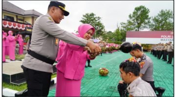 Momentum HUT Bhayangkara ke-79, 60 Personel Polres Tasikmalaya Kota Naik Pangkat